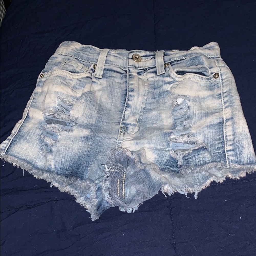 Jean shortie distressed shorts